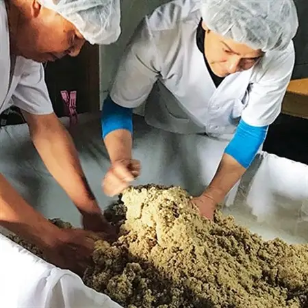 阿部三郎商店　城下味噌2kg(樽入り)【ひじめいど】 AW03_調味料 味噌  みそ_【配送不可地域：離島】【1108150】