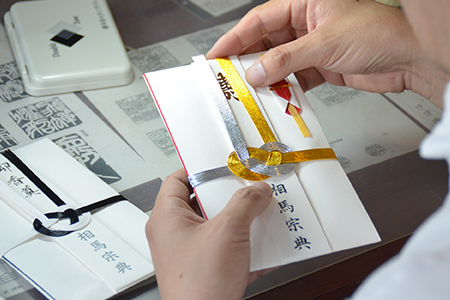 職人による＜手書き文字の熨斗袋用ゴム印（名前+内袋用）＆スタンプ台（黒・薄墨）セット＞翌月末迄に順次出荷【c021_su_x2】