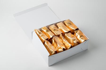 栗入り生クリームを挟んだオムレットサンド 10個入り  |洋菓子 おやつ お菓子 ふわふわ 栗 生クリーム 小豆島 人気 美味しい