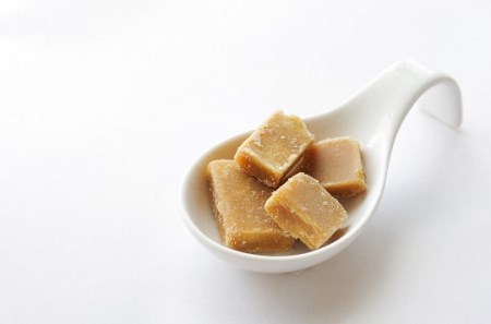サンゴの島の有機黒糖（100g）×2袋【ポスト投函／日付指定不可】