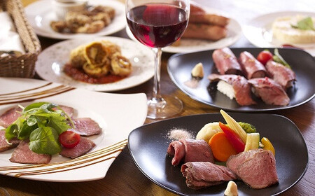 松阪牛 ローストビーフ （ 霜降り ） 80g×2 肉 牛 牛肉 和牛 ブランド牛 高級 国産 霜降り 冷凍 ふるさと 人気 丼 ソース タレ レシピ 簡単 F9