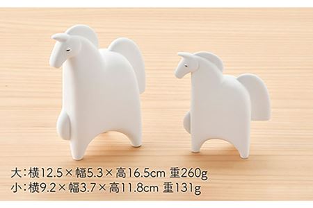 【波佐見焼】 置物 ・うま大小（無釉・つや無し） インテリア 陶器 雑貨 【アトリエやま】 [RE06]  波佐見焼