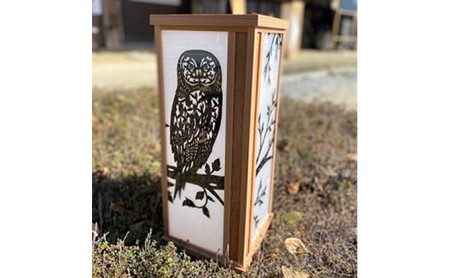 切り絵のあんどん フクロウ 笹木木工×早川鉄兵 電源コード付き 行燈 切り絵 あんどん 照明 ライト スタンドライト おしゃれ かわいい インテリア 家具 日用品 生活雑貨 工芸品 民芸品 伝統工芸品 滋賀 滋賀県 米原市