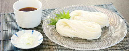 稲庭生うどん比内地鶏つゆ付セット 稲庭うどん 稲庭うどん 【(株)稲庭古城堂】[B2-1301]