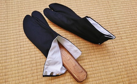 雲才足袋四枚馳白底【28.0cm】
