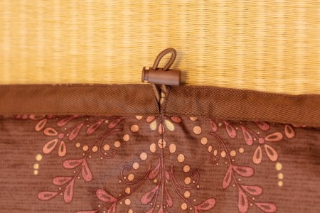 白州洗いの羽毛ひざ掛け　チョコレート色 [h126]