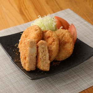 2種コロッケ詰合せセット 40個(20個×2)_コロッケ 詰合せ セット 計 40個 ホクホクコロッケ 鹿児島産 黒豚 九州産 黒毛和牛 各 80g × 40個 澱粉質 ホクホク 国産 馬鈴薯 サクサク 培焼式 生パン粉 おいしさ 口に広がる お取り寄せ お取り寄せグルメ 福岡県 久留米市 送料無料 〔Cx210〕