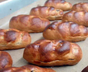 朝掘り 竹かご12個入【醤油が香ばしい竹の子饅頭】[1644]