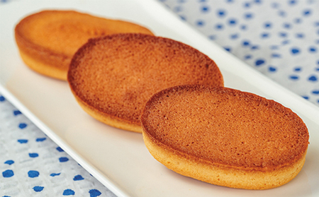 北海道 厚岸町産 牧場バターのフィナンシェ 森高牧場チーズ 2種【株式会社森高牧場】[ 北海道 牛乳 乳製品 ミルク チーズ バター  お菓子 フィナンシェ 飲料 乳飲料 ドリンク 焼菓子 ]