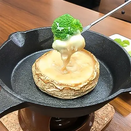 京都府城陽市　燻製専門店の職人が作る『スモークチーズの詰め合わせ』_卵・乳製品 チーズ  _【配送不可地域：離島】【1242061】