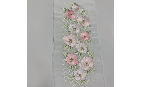 半衿　半襟　ピンクの椿柄　刺繍 和装 民芸品 工芸品 伝統技術 篠原縫製