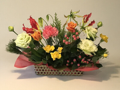 Flower Station NIINAから「花の里三豊市の季節のフラワーアレンジメント」NO.1