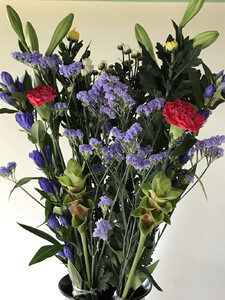 Flower Station NIINAから「花の里三豊市の季節のお供え用お仏花1対(2束)」