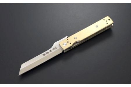 H92-01 兼常作 短冊刀【TANZAKU-TOU】（KB-561） ～フォールディングナイフ ライナーロック クリップ付き 真鍮製ハンドル 色朽ちる 経年変化を楽しむ 愛着ある重量感 小刀 鉛筆けずり 卓上 ガジェット 文具 文房具 男 デスク メンズ かっこいい 関の刃物～