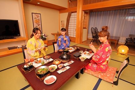 下呂温泉 【紗々羅】宿泊補助券(30,000円分）【a009-1】