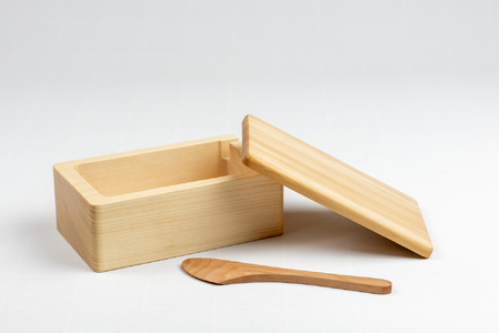 えぞまつのバターケース（バターナイフ付き） OTA017 