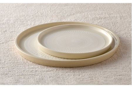 【波佐見焼】白刷毛飛び鉋 プレート M・L 2枚セット 食器 取り皿 陶器【利左エ門窯】 [QB43]  波佐見焼