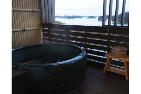 絶景の館　露天風呂付客室　ペア宿泊券【平日限定】 No.097