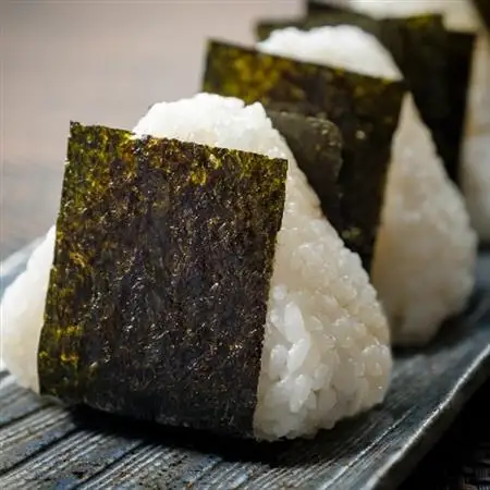 有明海苔 初摘み「焼き海苔」(半切り100枚×2個  計200枚)_魚介・海産物 海苔 海藻 のり ノリ_【1245989】