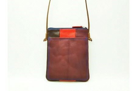 「三嶋柄入り」 ハンドメイド 牛革 ポシェット ＜しましま＞ バッグ やわらかい 牛革 かわいい ハンドメイド おしゃれ レディース シンプル 贈り物 ギフト プレゼント 手提げ バック 革製品 小物 ファッション アクセサリー コンパクト 軽量 肩掛け 斜めがけ 長さ調節可能 ヌメ革 本革 裏地付き 大人 ユニセックス 日本製