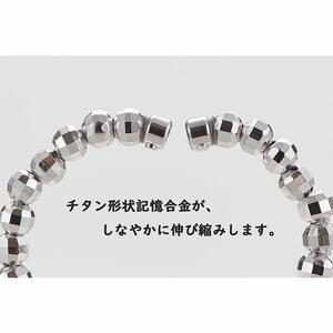 102106-4 「キュービックジルコニアが揺れるハート指輪」フリーサイズ