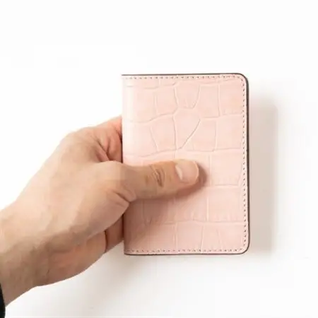 【たつのの革】クロコ×ベビーピンクの上品で可愛いカードケース　革製品のHEDGE【1259646】