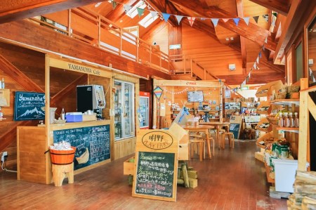 コテージ アウトドア 宿泊補助券 30,000円分 PICA八ヶ岳明野 ピカキャンプ場 キャンプ テント チケット 利用券 優待券 [h158]