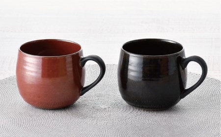 【波佐見焼】マグカップ 2色セット （鉄赤・黒伊羅保） 食器 皿 【ROXY】 [SB115]  波佐見焼
