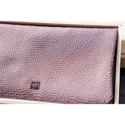 【宮井】正絹ふろしき　四季の色（淡口紫）約45cm幅　桐箱入り