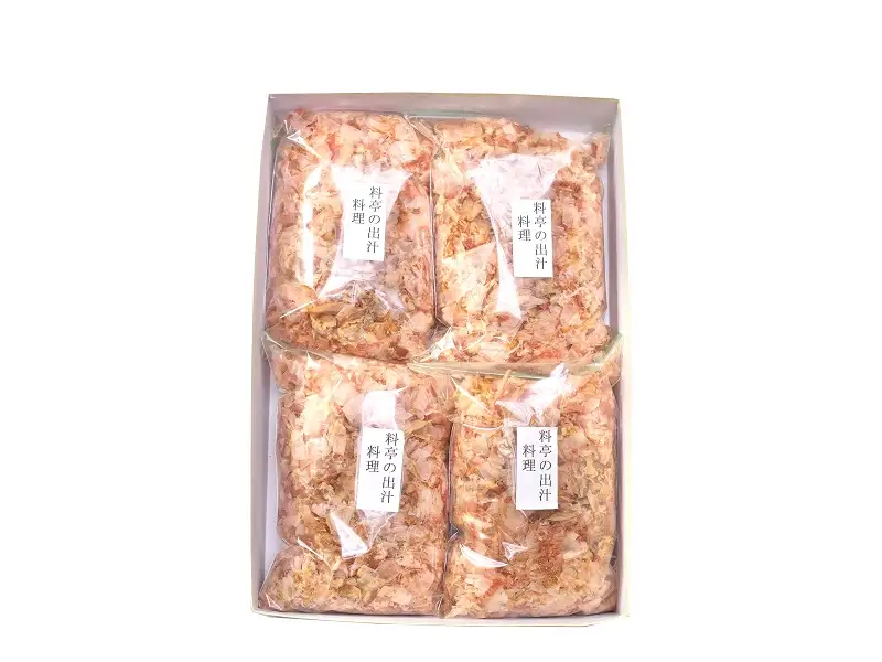 【毎日削りたて】鰹とメジカの削り節（料理） 100g×4袋セット かつお節 かつおぶし 鰹節 花鰹 花ガツオ【tsy004A】