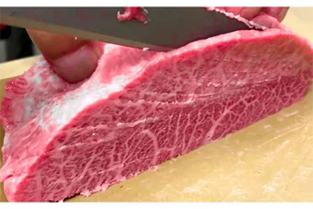 【日時指定必須】五島牛 焼肉用1kg ミスジまたはヒウチ（ソース付） 五島市/鬼岳牧場[PEK015] 国産牛 牛肉 ブランド牛 セット