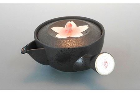 【陶器市特集】【波佐見焼】ラスター 桜 茶器セット 急須 ティーポット 湯飲み 陶器 食器 皿 【岩永製陶】 [ZD22] 波佐見焼