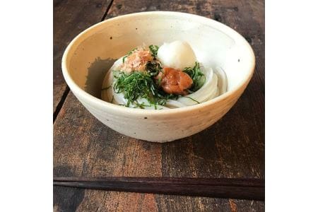 【 アイボリー シリーズ 】 麺鉢 ペア 糸島市 / うつわと手仕事の店 研　器 陶器 食器  茶碗 手作り クラフト [ARD021]
