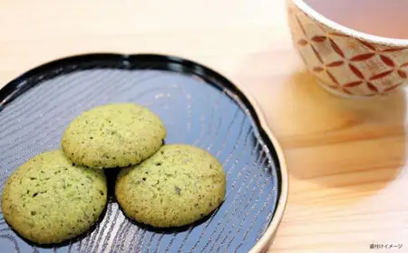 横町町家交流館セレクト 便利な缶入り八女茶 ティーバッグ2種 抹茶クッキーのセット 072-102
