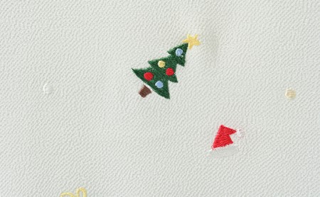 帯揚げ　白地　ちりめん　クリスマスの刺繍　帯上げ　着物に 織物 ファッション 和装 式 篠原縫製