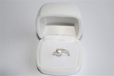 真珠 アクセサリー 指輪 リング パール 6.5mm ～ 7mm 伊勢 志摩 伊勢志摩 アコヤ貝 ギフト プレゼント 冠婚葬祭 慶事 弔事 結婚式 入学式 卒業式 シルバー 誕生石 記念日 母の日 誕生日 普段使い 1粒 / 真珠の里　フリーサイズ　ジルコニア付きパールリング