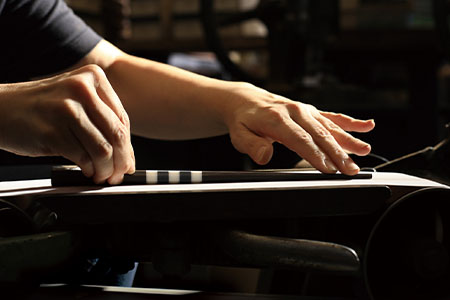 極上 十六角箸 黒檀 235mm 高級 箸 贈答用 無塗 燕三条製  [マルナオ]