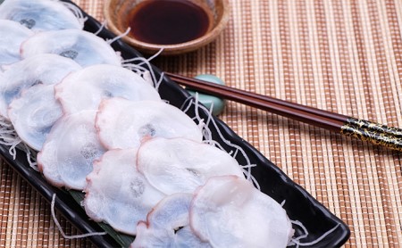 北海道厚岸産 北海生蛸薄造り100g×6パック (合計600g) 【小分けで便利！】 魚貝類 タコ 特大 ミズタコ 生造り スライス お刺身 しゃぶしゃぶ カルパッチョ 