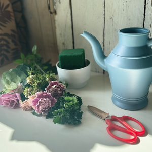 SL0308　【母の日2026】「うちママキット」 自分でアレンジしたお花をプレゼントしよう