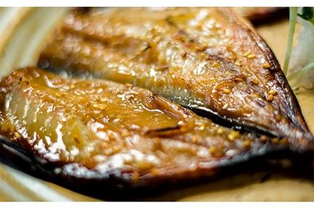 【12回定期便】一夜干し3種 10枚1.1kg（のどぐろ/真アジ/真サバ） 五島市/愛情食彩[PCH008]  干物 ひもの 乾物 セット 高級魚 あじ さば 一夜干し 詰め合わせ 朝食 おかず おつまみ 定期 定期便