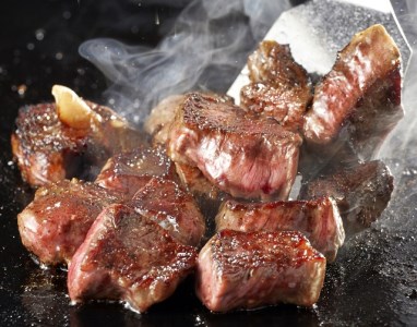 近江牛特選ロース・モモ肉ブロックセット　1kg【500g×2】日本三大和牛 近江牛 ロース 国産牛 霜降り 産地直送  ブランド和牛 近江牛 モモ肉ブロック AJ-0016