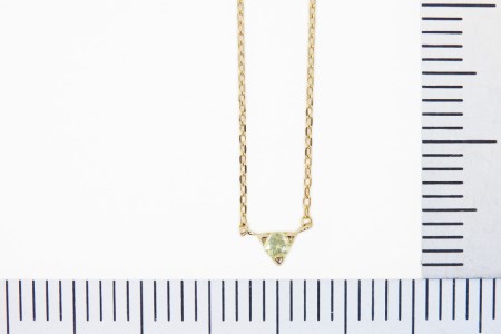 8月 誕生石 K18イエローゴールドペリドットネックレス [工房グリーム 山梨県 中央市 21470834] アクセサリー ジュエリー プレゼント ギフト 贈りもの