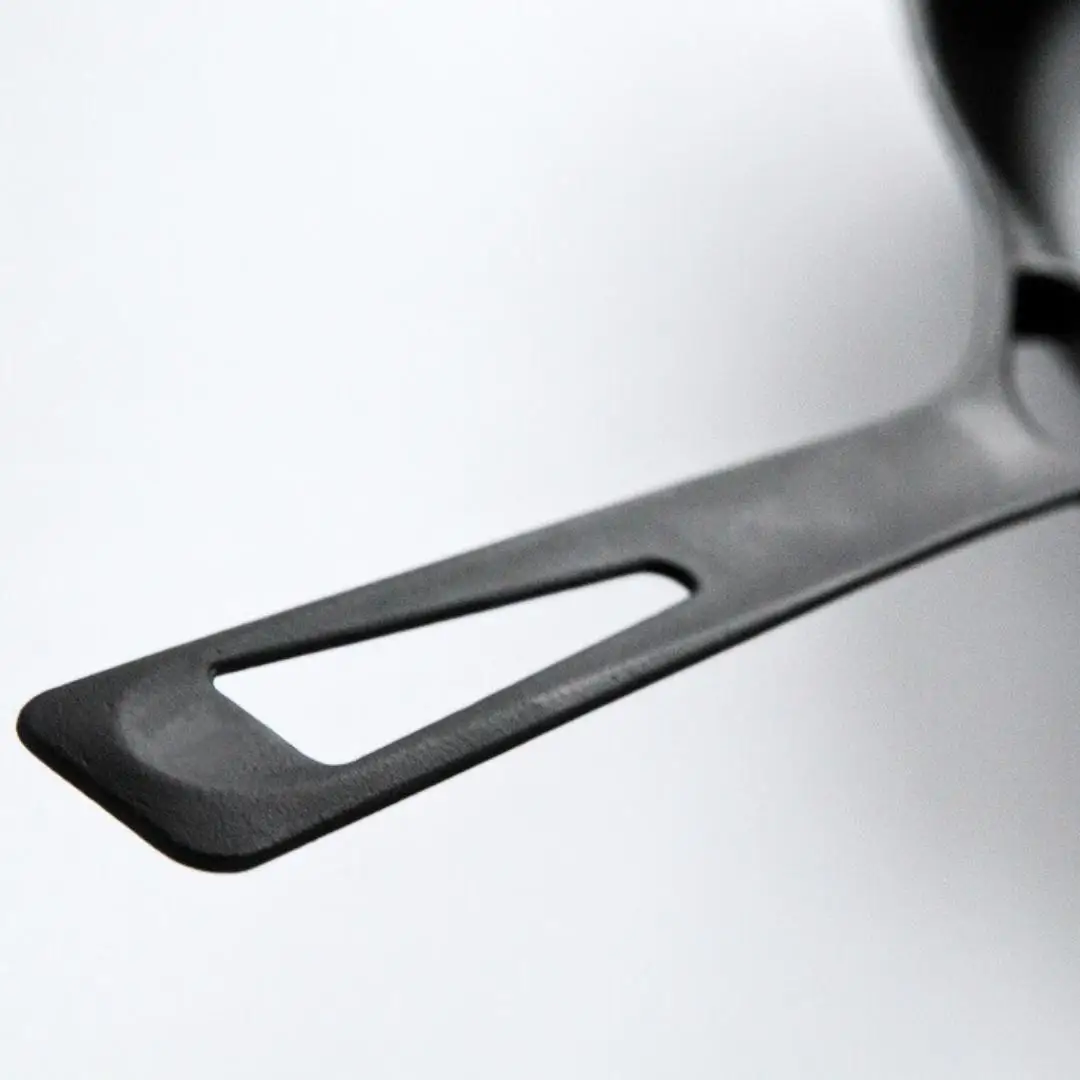 鋳物 フライパン 28cm ユニロイ IH対応フライパン 軽量 鉄 燕三条製