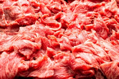 博多和牛 A4以上 切り落とし 500g 化粧箱 黒毛和牛 牛肉 / MEAT PLUS / 福岡県 筑紫野市 [21760367]