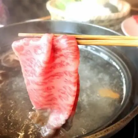 A5等級の博多和牛が届きます。サーロインしゃぶしゃぶ用1200g(大牟田市)_肉 しゃぶしゃぶ 牛肉 牛しゃぶ_【配送不可地域：離島】【1288264】
