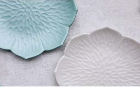 有田焼 桔梗型White×Green銘々皿・豆皿４点セット まるふく ケーキ皿 カトラリーレスト 中皿 グリーン ホワイト 緑 白 30000円 3万円 A30-697