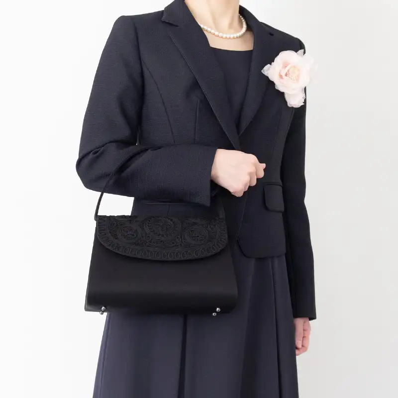 【国産 凛とした日本の美バッグ】コードが生み出す立体的な刺繍が上品な大き目フォーマルバック
