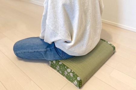 国産 い草 使用 胡座畳 (あぐらたたみ) グリーン 座椅子 座いす 座イス コンパクト 数量限定 / 佐々木畳工業 / 宮城県 加美町 44580455