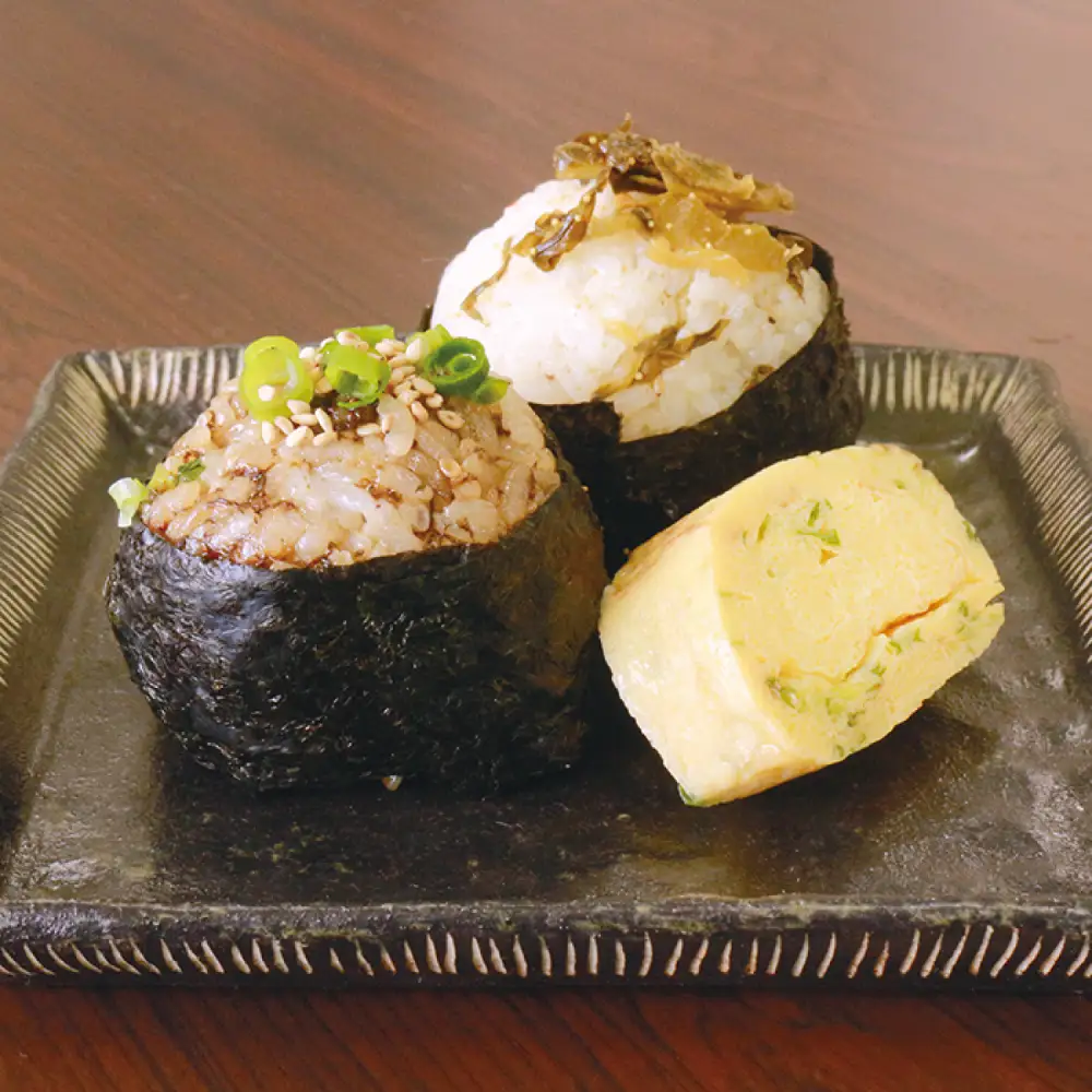 明太子入り からし高菜 600g （ 300g × 2袋 ） 糸島市 / やますえ [AKA046] 明太高菜 ご飯のお供 ご飯のおとも ごはんのお供 ごはんのおとも 激辛 博多 漬物 辛子明太子 めんたいこ めんたい 高菜漬け
