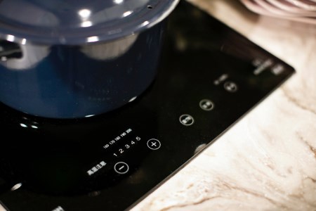扉を開けると心躍る特別なプライベート空間が出現！【コフレカ】ポップアップ ミニキッチン（ホワイト)